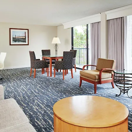 Doubletree By Hilton Hotel Berkeley Marina Esterno foto