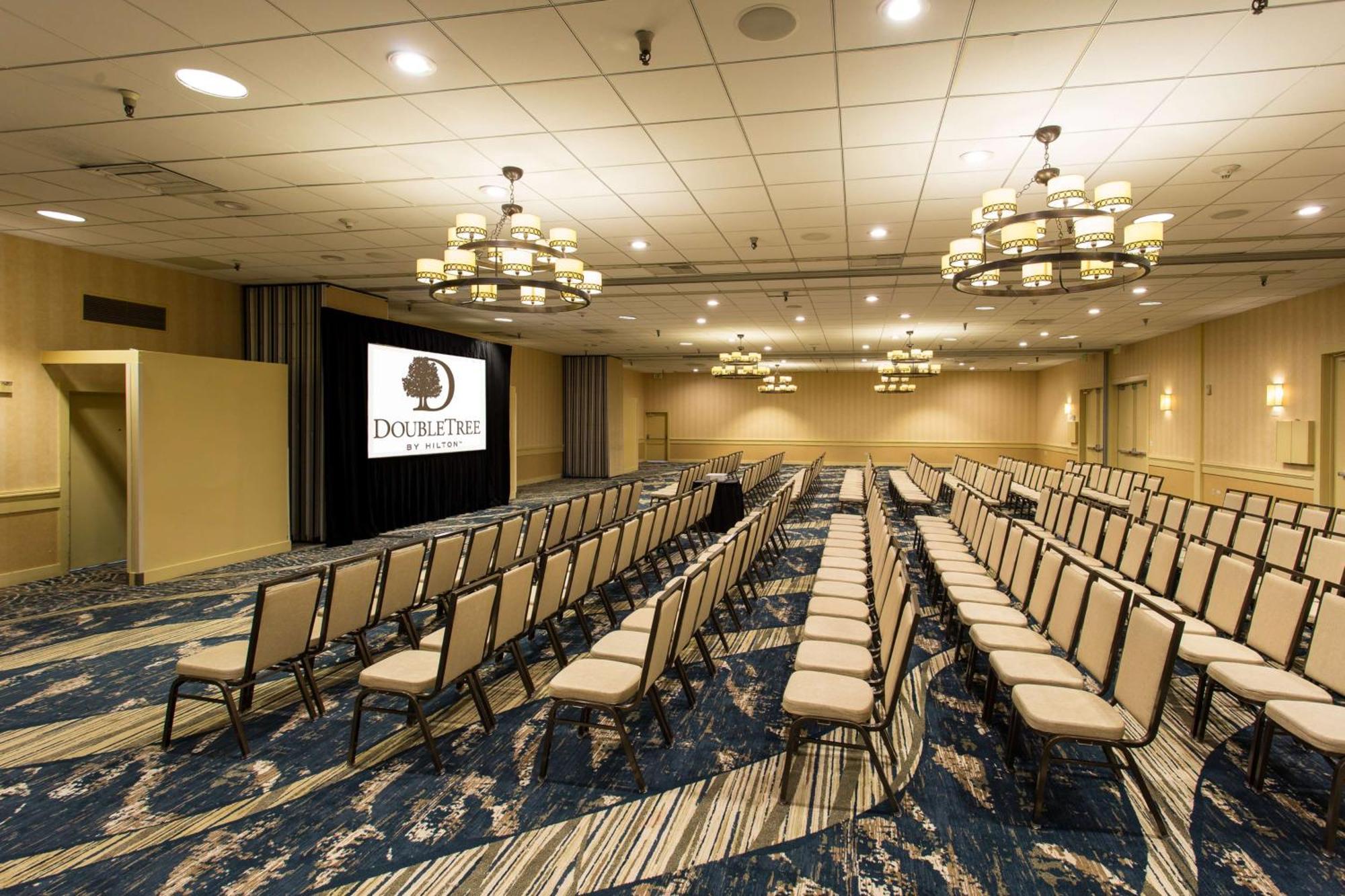 Hotel Doubletree By Hilton Marina