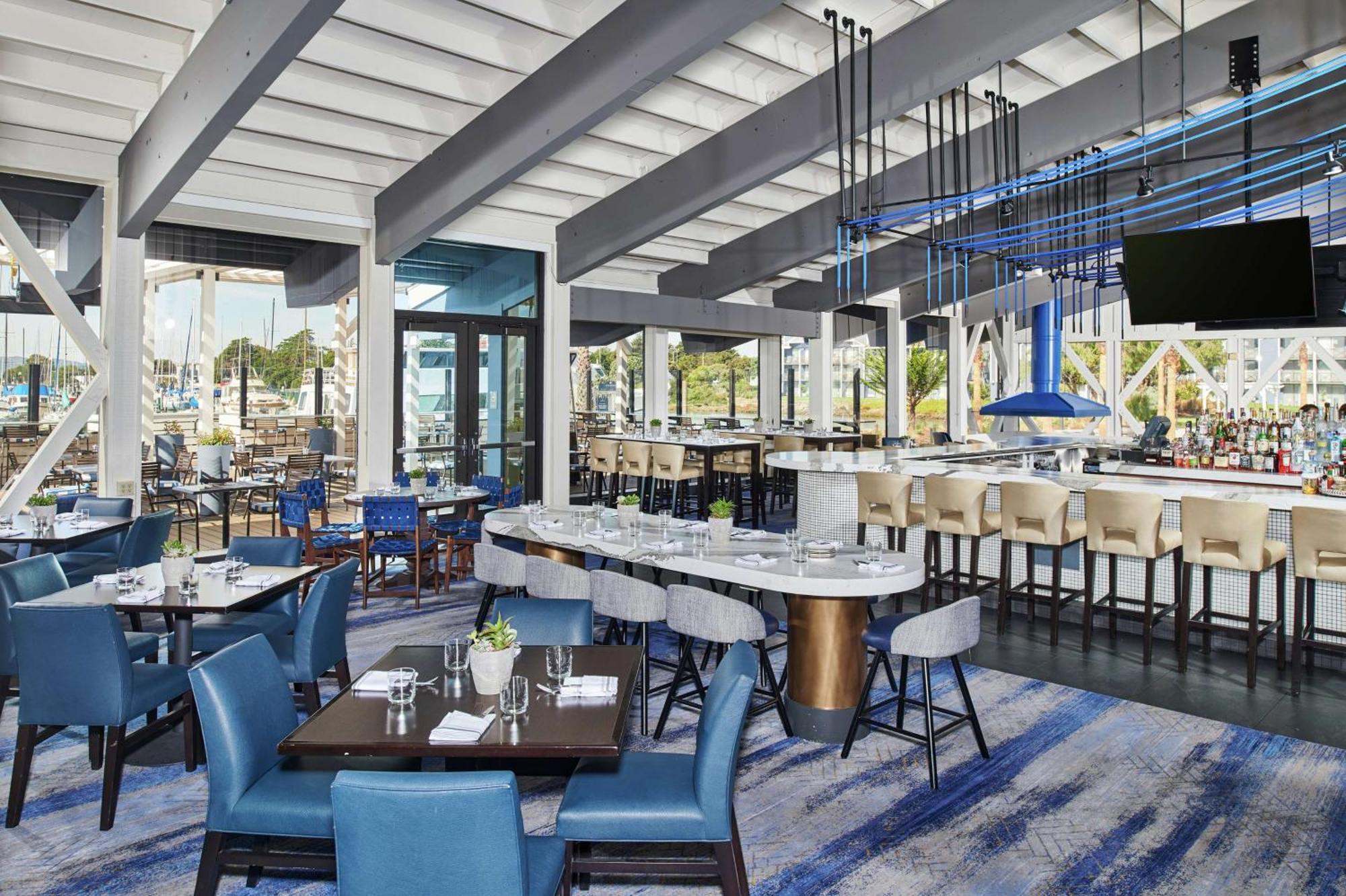 Doubletree By Hilton Marina Hotel 4*