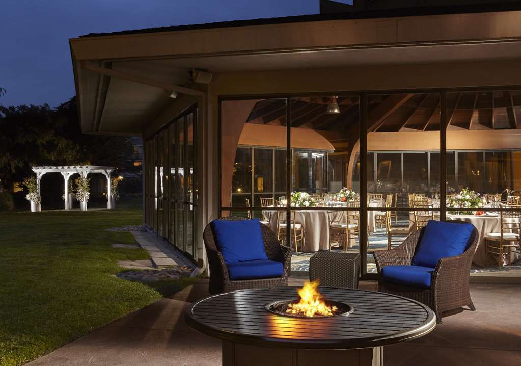 Doubletree By Hilton Marina Hotel 4*