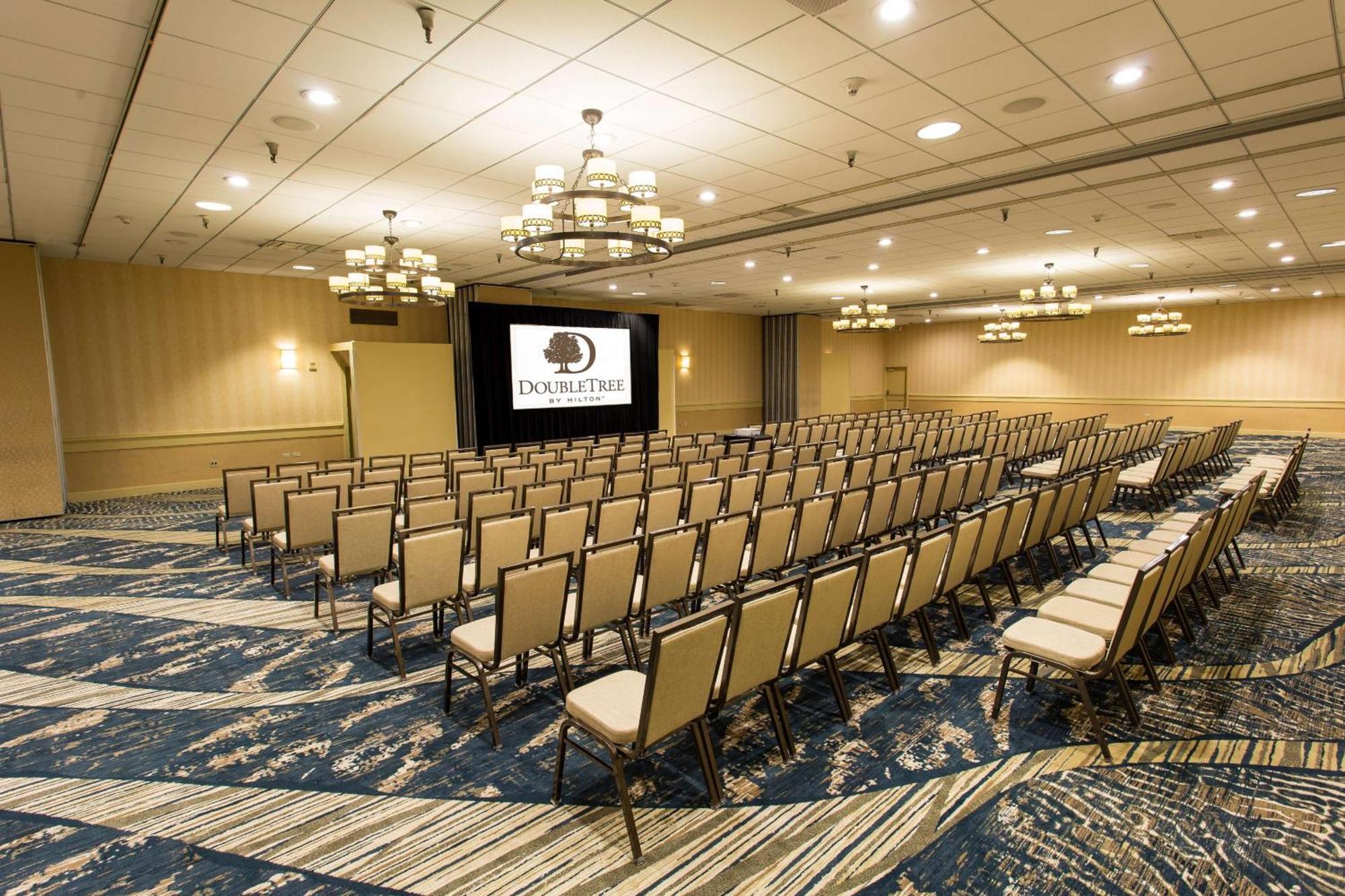 Doubletree By Hilton Marina