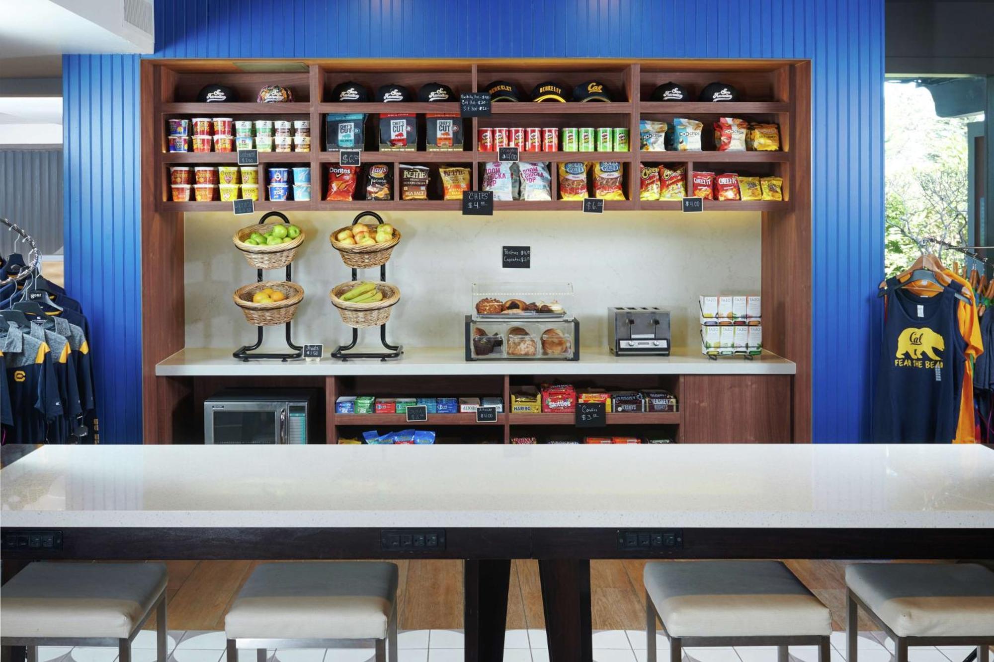 Hotel Doubletree By Hilton Marina 4*